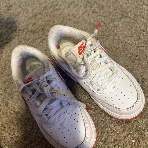 Worn - Picture 2 of 3